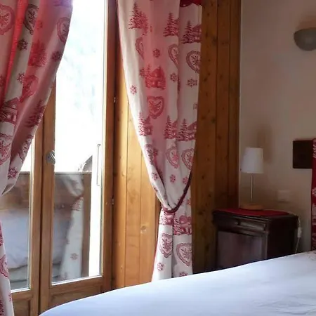 Hotel Les Gorges De La Diosaz 3*